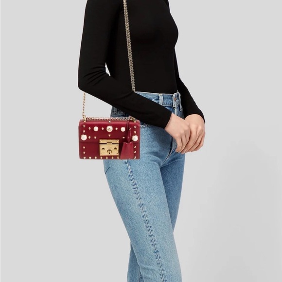 Gucci♥️ Red padlock Leather Pearl & Gold Stud Chain Crossbody Bag - Picture 4 of 11